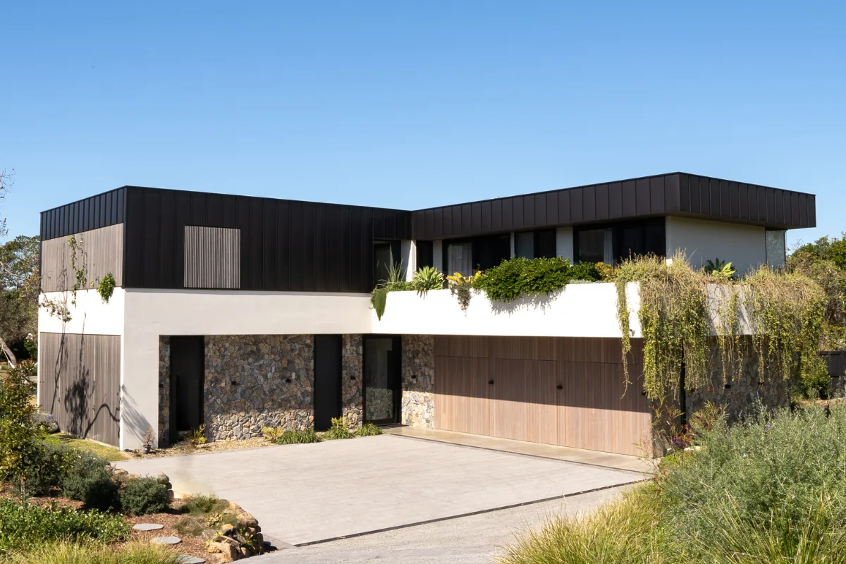 Standing Seam cladding and roofing — zinc copper aluminium architectural